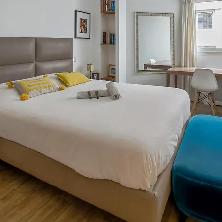 Spacious Flat In The 8th District In - Welkeys Apartmán