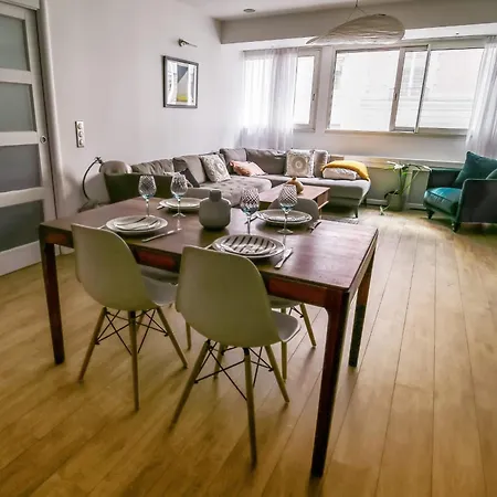 Spacious Flat In The 8th District In - Welkeys